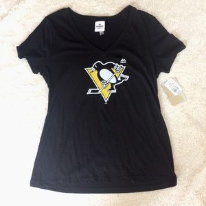 NWT Penguins NHL Hockey T-Shirt - XXL